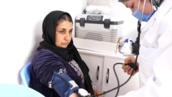 Мобилна клиника во Сирија им нуди нега на жените во недостапни села