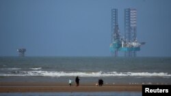 Фото: норвезька нафтова платформа, Reuters