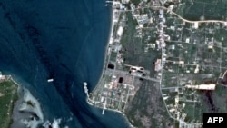 商业影像公司BlackSky 2023年7月24日发布的这张在柬埔寨云朗上空拍摄的卫星影像显示，一个大型海军基地正在快速建设。（图片来源：BlackSky）