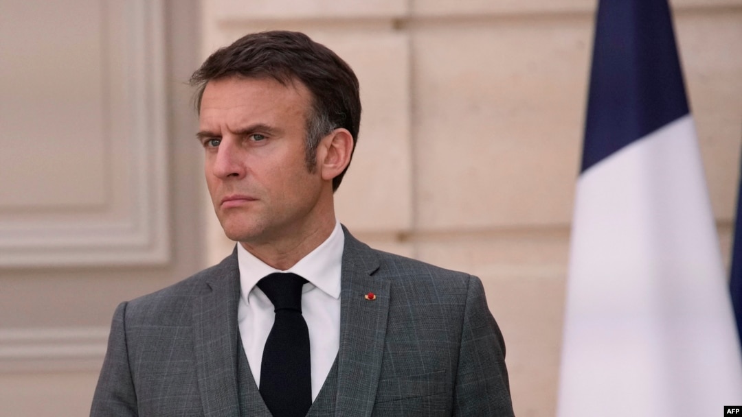 Presiden Prancis Emmanuel Macron menghadiri konferensi pers di Istana Elysee, Paris, 7 Maret 2024. (Christophe Ena / POOL / AFP)