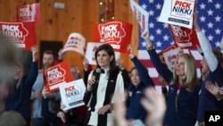 Nikki Haley, candidate républicaine à la présidentielle et ancienne ambassadrice de l'ONU, le 14 janvier 2024 à Adel, Iowa.