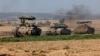 عارضی جنگ بندی کے بعد غزہ میں امدادی ٹرک داخل؛ اسرائیلی ٹینکس بھی پیچھے ہٹنے لگے 