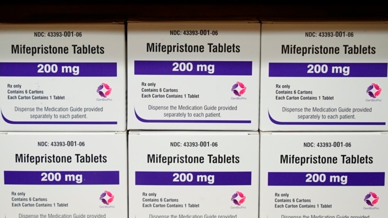 CVS, Walgreens Stores to Start Dispensing Abortion Pill Mifepristone 