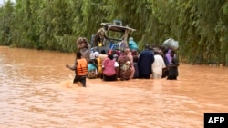 Le nombre de sinistrés par les inondations au Niger est monté à 11.500 pour Niamey seulement.