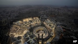 A general view of the Grand Mosque is seen from the Clock Tower during the Hajj pilgrimage in the Muslim holy city of Mecca, Saudi Arabia, June 22, 2023.