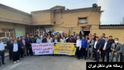 تجمع کارگران معترض شرکت آبفا در شوش