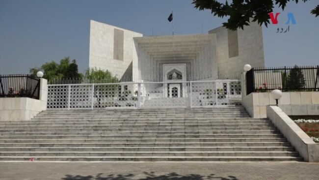 فوجی عدالتوں میں سویلینز کے ٹرائل کے خلاف درخواستیں: آج سپریم کورٹ میں کیا ہوا؟