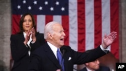 Presiden AS Joe Biden menyampaikan pidato kenegaraan di hadapan anggota Kongres AS di Gedung Capitol, Washington, pada 7 Maret 2024. (Foto: Shawn Thew/Pool via AP)