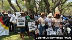 Zimbabweans protest to call for the removal of sanctions, Oct. 25, 2023, Harare, Zimbabwe.
(Columbus Mavhunga/VOA)