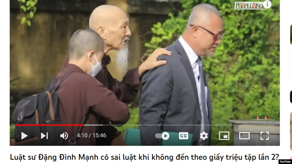 Luật sư Đặng Đình Mạnh, một trong năm luật sư bào chữa cho vụ án Thiền Am Bên Bờ Vũ Trụ. YouTube PLO.