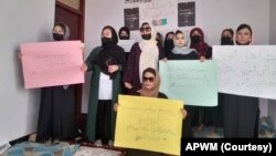 Afghan Women Protest