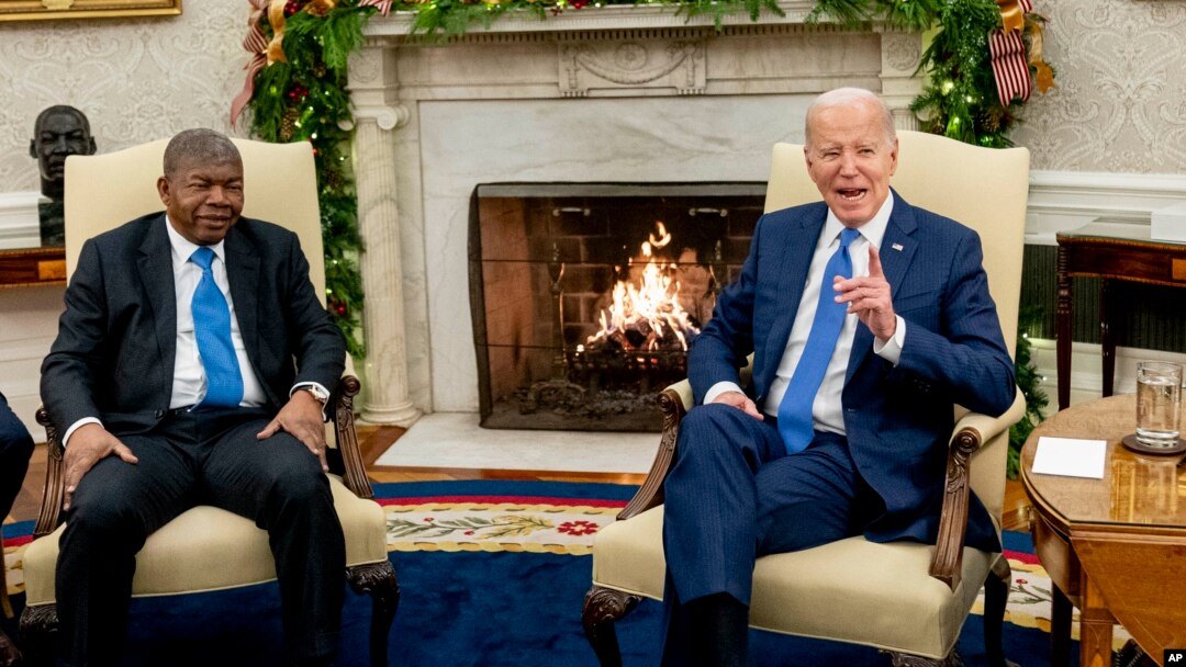Prezida Joe Biden wa Leta zunze ubumwe z'Amerika na mugenzi we wa Angola Joao Lourenco