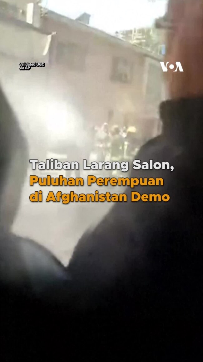 Taliban Larang Salon, Puluhan Perempuan di Afghanistan Demo