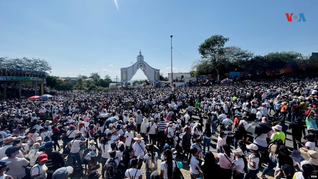 La procesión de la Divina Pastora es una de las peregrinaciones marianas más importantes de Latinoamérica.