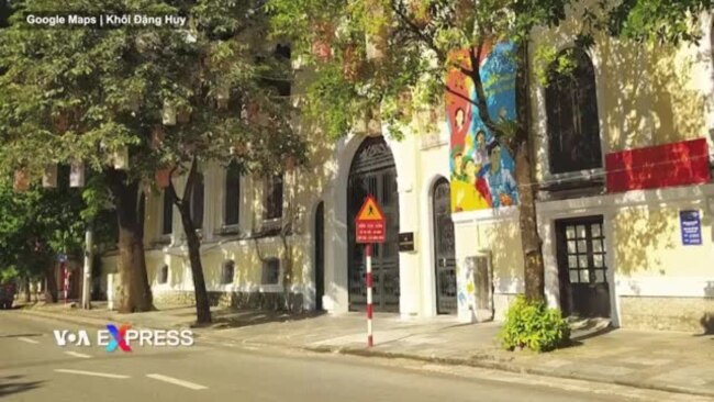 Sở VH-TT Hà Nội bị chỉ trích vì cấm 30 tác phẩm của Phạm Xuân Trường
