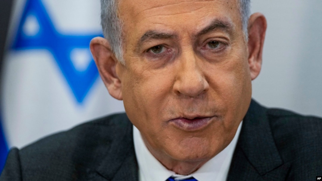Izraelski premijer Benjamin Netanyahu predsjedava sastankom kabineta u vojnoj bazi Kirya, u kojoj se nalazi izraelsko Ministarstvo odbrane, u Tel Avivu, Izrael, 24. decembra 2023. godine.