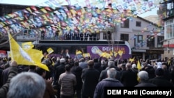 Bakırhan, Bitlis’in ilçelerini de ziyaret ettikten sonra Muş’a geçti.