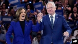 Demokrat Parti'nin başkan adayı Kamala Harris ve başkan yardımcısı adayı Tim Walz yarın CNN'e mülakat verecek. 