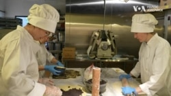 Забезпечити українок робочими місцями: нова пекарня в Каліфорнії. Відео