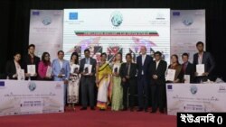 ঢাকা বিশ্ববিদ্যালয়ে আয়োজিত, বাংলাদেশ ডিসাইডস: দ্য ইয়ুথ স্পিকস (বিডিওয়াইএস) শীর্ষক অনুষ্ঠানে বাংলাদেশে নিযুক্ত ইইউ প্রতিনিধি দলের প্রধান রাষ্ট্রদূত চার্লস হোয়াইটলি।