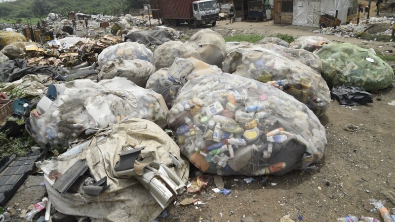 Lagos proscrit le polystyrène et les plastiques à usage unique