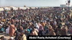 Ribuan pedagang kecil melakukan aksi duduk selama berbulan-bulan di Chaman, Balochistan (foto: dok). 