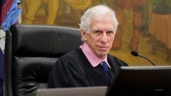 Trump: Juez Engoron amenaza con encarcelar al ex presidente por desacato