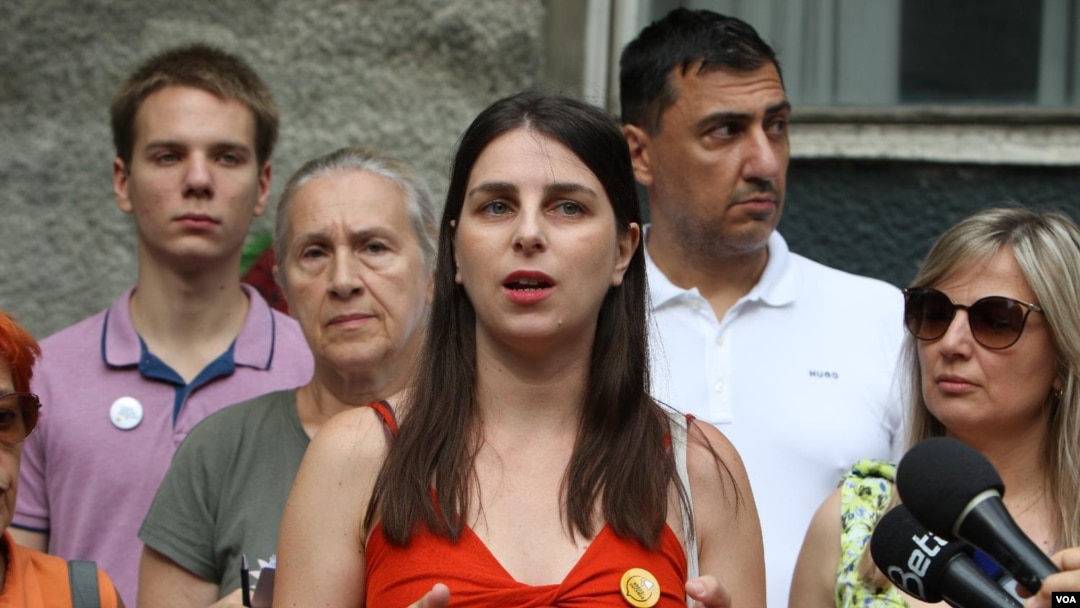 Angelina Jokić na konferenciji za medije pokreta Kreni - promeni povodom ranog javnog uvida u prostorni plan područja posebne namene uređenja dela priobalja reke Save za projekat Beograd na vodi i predavanje primedbi (foto: Milica Vučković / Fonet)