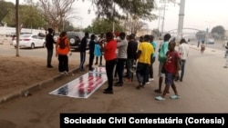 Manifestação contra a Lei nº 13/24 sobre os Crimes de Vandalismo de Bens Públicos, em Angola.