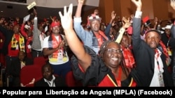 Secretários dos Comités de Ação do Partido (CAP) do MPLA no encontro com João Lourenço, Luanda, 26 agosto 2024