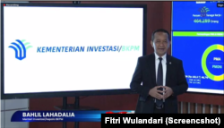 Menteri Investasi/Kepala BKPM Bahlil Lahadalia memberi keterangan pers mengenai capaian realisasi investasi di Indonesia selama semester I/2023 di Jakarta, Jumat, 21 Juli 2023. (Foto: Tangkapan Layar)