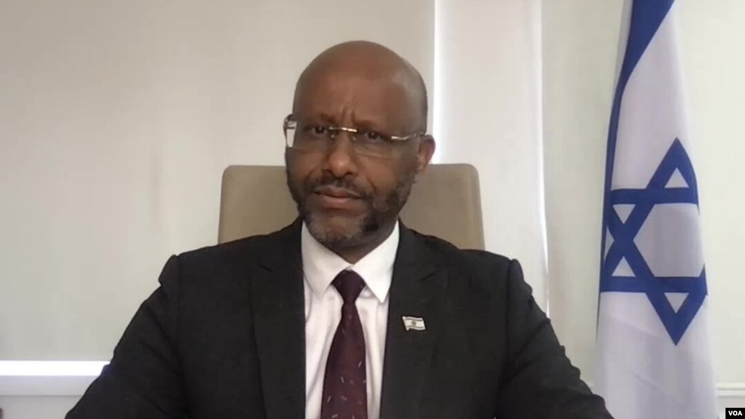 Shimon Solomon, Embaixador de Israel em Angola, em entrevista à Voz da América, 15 novembro 2023