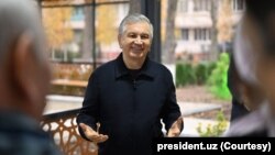 Shavkat Mirziyoyev prezidentlikka kelganidan beri har yili Konstitutsiya kuni arafasida yuzlab mahkumlarni afv etadi 