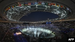 Zatvaranje Olimpijskih igara u Parizu, na stadionu Francuska, u Sen Deniju, 11. avgusta 2024. (Foto: AFP/Luis Robayo)