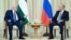 13일 러시아 모스크바를 방문한 마무드 압바스 팔레스타인자치정부(PA) 수반과 블라디미르 푸틴 러시아 대통령이 만나 회담을 갖고 있다.