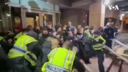 抗議者在美國民主黨全國委員會總部外呼籲以哈停火