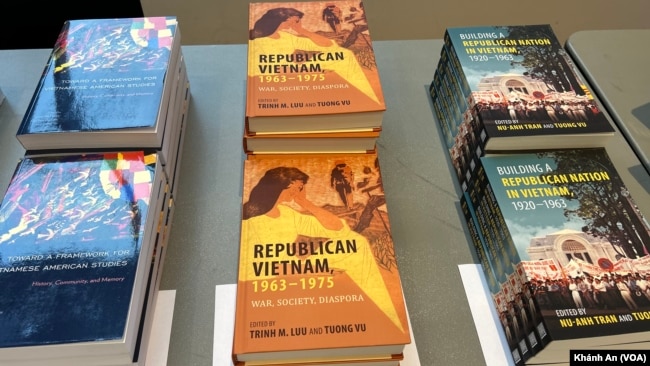 Các tác phẩm nghiên cứu về nền Cộng hoà tại Việt Nam do nhóm học giả người Việt thực hiện được giới thiệu tại hội thảo ở Đại học Oregon.