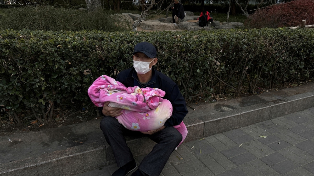 噩梦重温？医学专家难信任中国数据，吁到中国境内勘察“神秘肺炎”