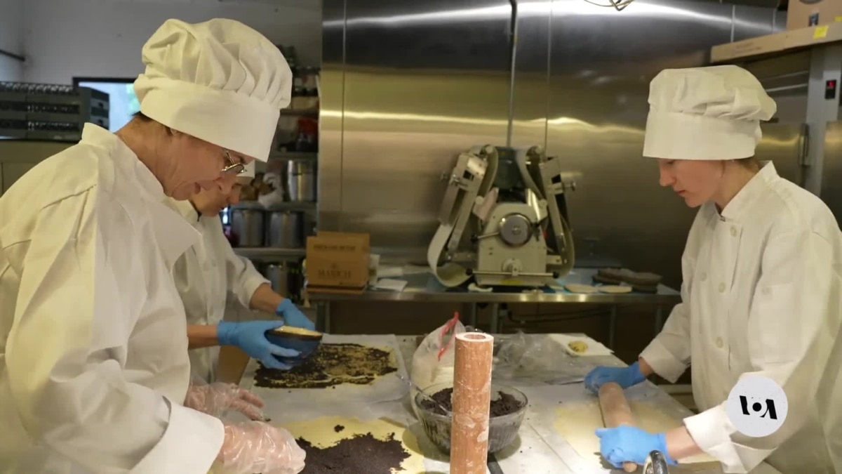 Ukranian Refugees Find Work and Community in California Bakery Ukranian Refugees Find Work and Community in California Bakery