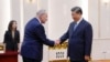 Líder de mayoría del Senado se reúne con Xi Jinping, agradece condena de China a ataques de Hamás