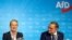 Співголови партії Альтернатива для Німеччини Алісе Вайдель і Тіно Хрупалла на пресконференції у Берліні 2 вересня 2024 р.