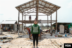 Ke Yatt, 32, is among hundreds of families who willingly accepted the relocation offer by the government to Run Ta Ek development area, in Banteay Srei district, Siem Reap province, on Feb. 12, 2023. (Ten Soksreinith/VOA Khmer)