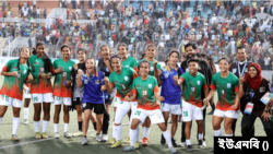 ঢাকার বীরশ্রেষ্ঠ শহীদ সিপাহী মোহাম্মদ মোস্তফা স্টেডিয়ামে সিঙ্গাপুর নারী দলকে পরাজিত করে বাংলাদেশ নারী দল। ৪ ডিসেম্বর, ২০২৩।