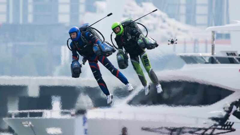 In Dubai, a Race for ‘Iron Men’ Wearing Jet Suits