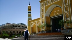  په واشنګټن کې د چین سفارتخانې وي او ای ته په لیکل شوي بیان کې وویل د ویغور ثقافت په موثره توګه تحفظ کېږي او وده ورکول کېږي