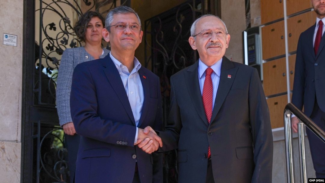 Chp 7. Genel Başkanı Kemal Kılıçdaroğlu, Chp 8. Genel Başkanı Özgür Özel ile bir araya geldi