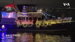 Diễn hành thuyền ‘đèn Giáng sinh’ ở Mỹ