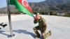 رییس جمهور آذربایجان پرچم کشورش را در مرکز قره‌باغ بلند کرد 
