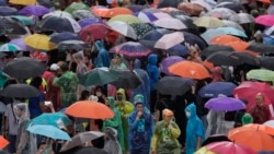 မိုးကိုမမှုတဲ့ ဘန်ကောက်ဆန္ဒပြသမားများ 