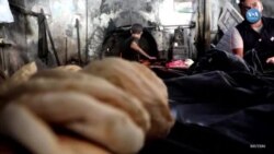 Elektriğin olmadığı Gazze’de odun fırınlarında ekmek yapılıyor